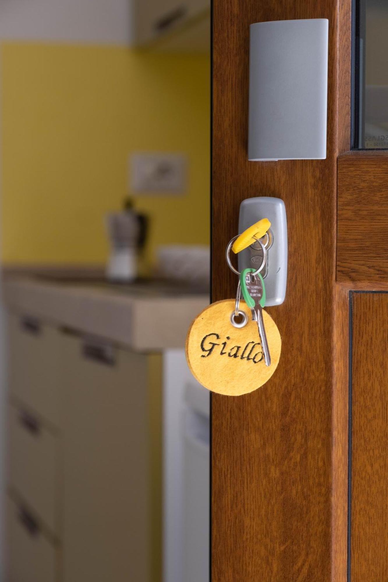 אלגהרו Appartamento Giallo מראה חיצוני תמונה